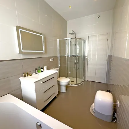 Derniere Etage Sur La Promenade! Apartamento