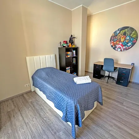 Lägenhet Derniere Etage Sur La Promenade!