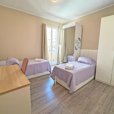 아파트 Derniere Etage Sur La Promenade! 니스